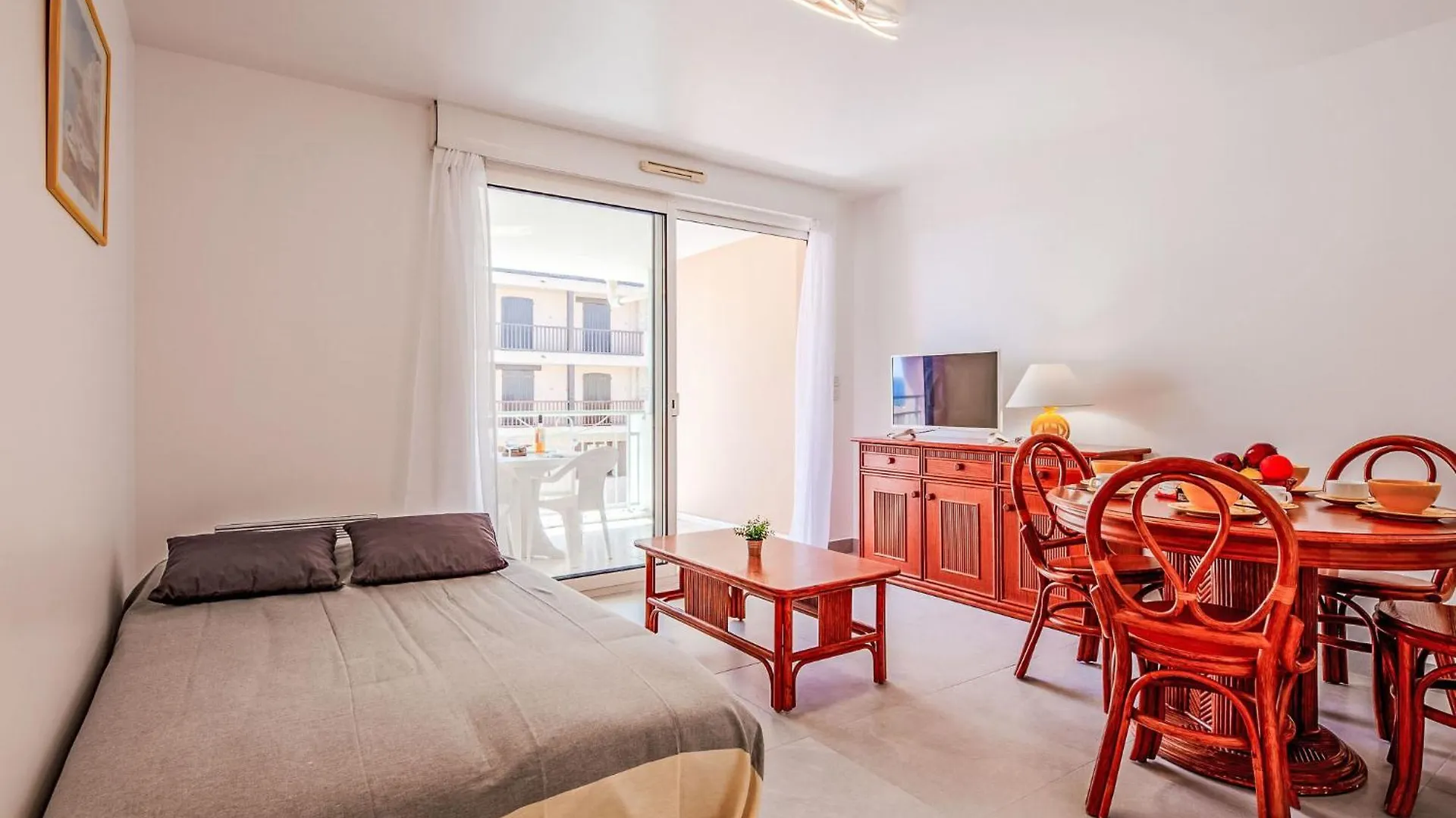 Apartment Les Calanques Du Parc-8 By Interhome Saint Aygulf